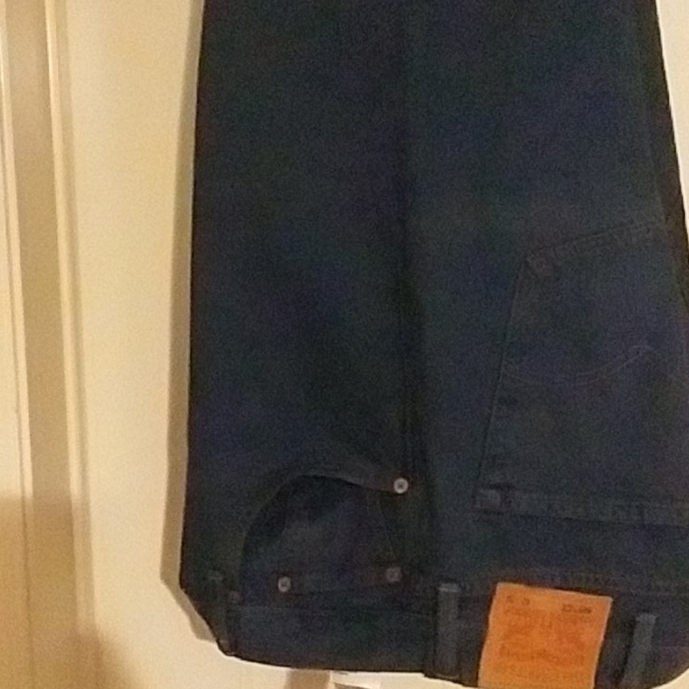Levis